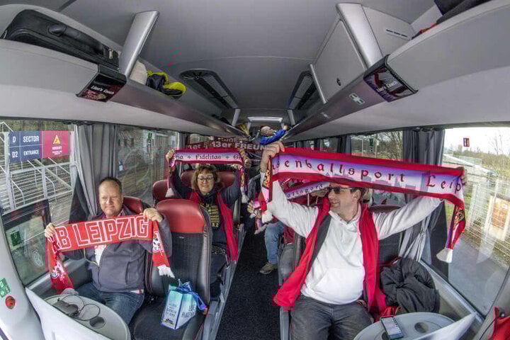 44 Plätze bietet der Bus, der dank zahlreicher Sponsoren finanziert werden konnte.