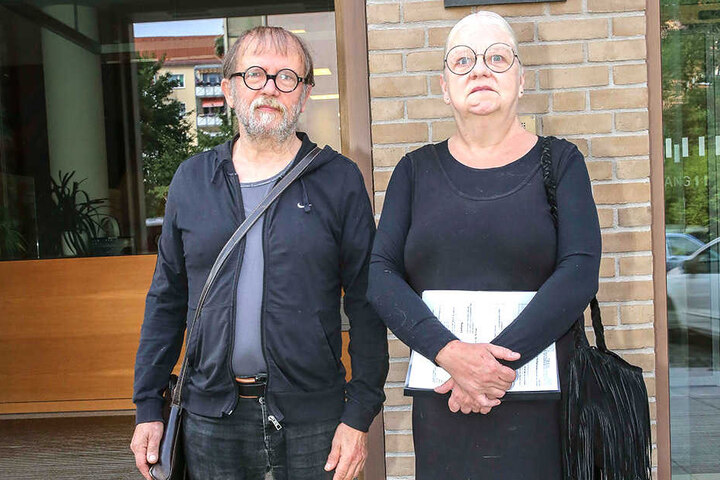 Schwiegen bei Gericht, waren aber sichtlich betroffen: Die Kunsthof-Macher Uwe Piller (64) und Sigrid Körner (62).