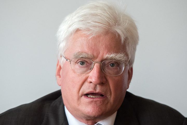 Investor Winfried Stöcker (69) hat große Pläne für das Kaufhaus. Doch die
Umsetzung lässt auf sich warten.