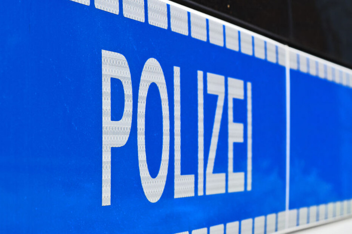 Der für politische Straftaten zuständige Staatsschutz ermittele. (Symbolbild)