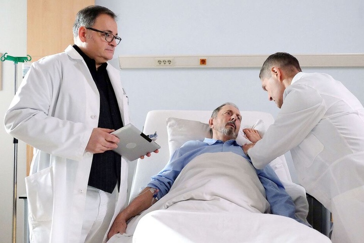 Wolfgang Stöcker leidet an einer Prostataentzündung. Nach dem Eingriff in der Sachsenklinik könnte er inkontinent und impotent sein.