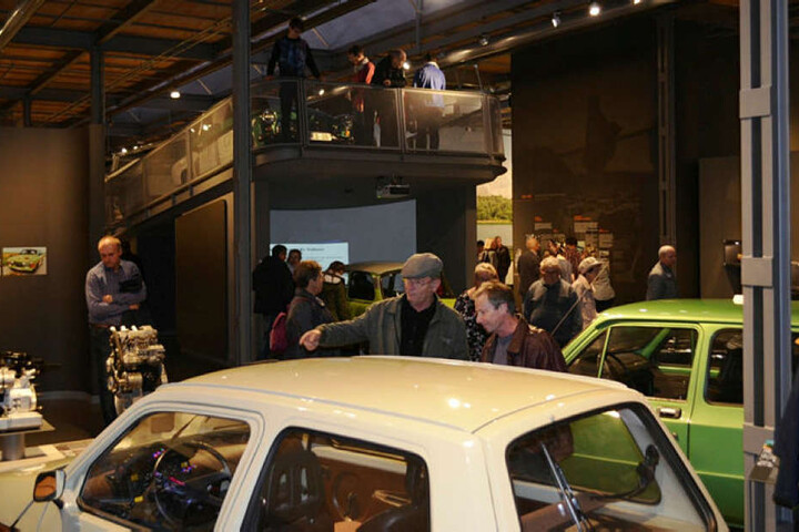 Andrang ohne Ende: Das Horch-Museum platzte am Wochenende aus allen Nähten. Mehr als 3000 Besucher wollten die neue Ausstellung sehen.