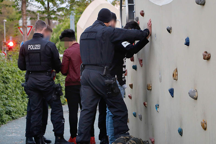 Auch auf dem Spielplatz auf dem Johannisplatz fanden Kontrollen statt.