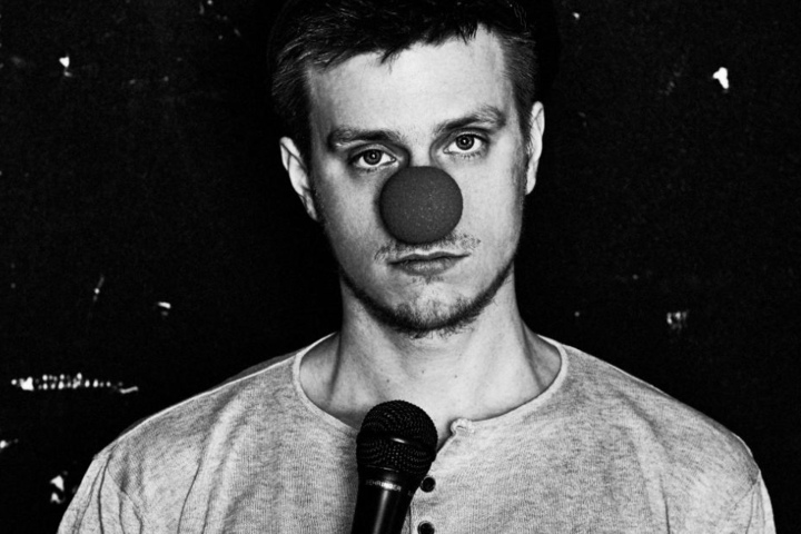 Bringt harten Humor mit: Moritz Neumeier.