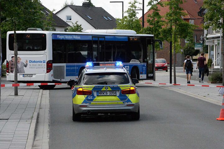 Die Gütersloher Straße musste gesperrt werden.