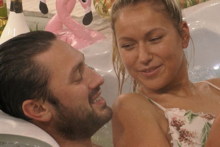 Das Paar bei Promi Big Brother (SAT.1): Die Chemie stimmte ;-)