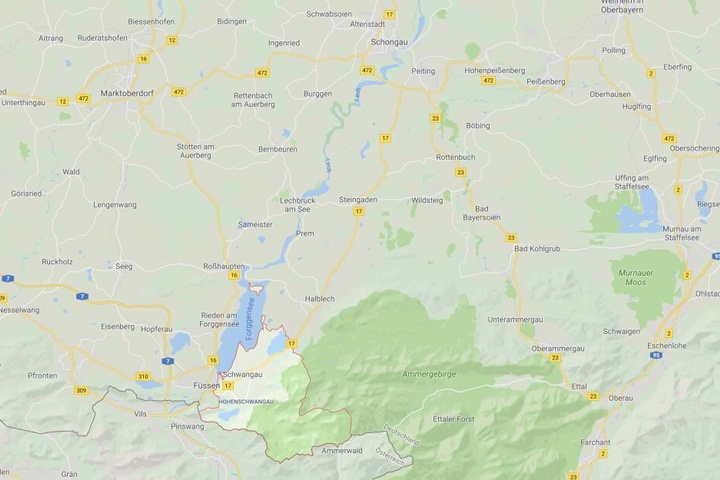 Ein Mann aus München wurde am Bannwaldsee bei Schwangau tot am Ufer aufgefunden.
