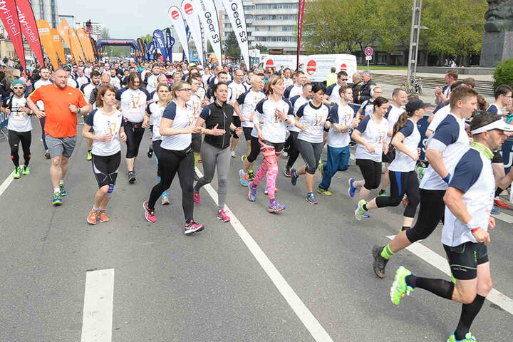 Rund 1500 Hobbysportler gingen in der Brückenstraße an den Start.