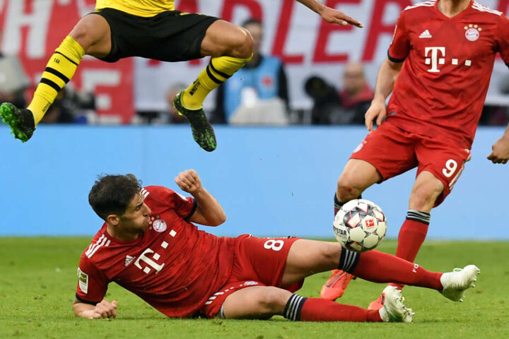 Javi Martinez zeigte beim FC Bayern München viel Einsatz - wenn er spielen durfte. Nun könnte ein Wechsel ins Haus stehen. (Archiv)