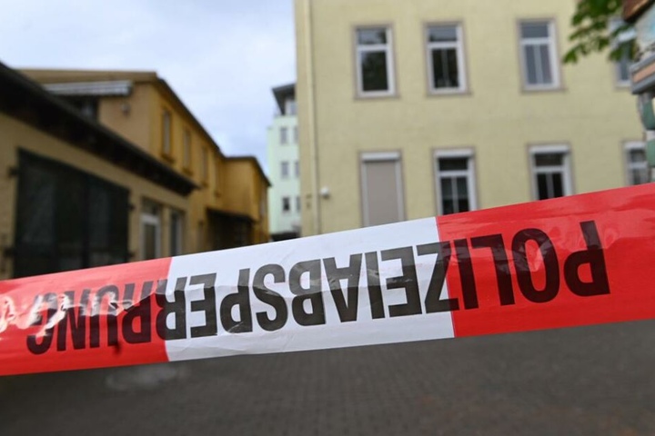 Die Polizei hat den Bereich weiträumig abgesperrt.