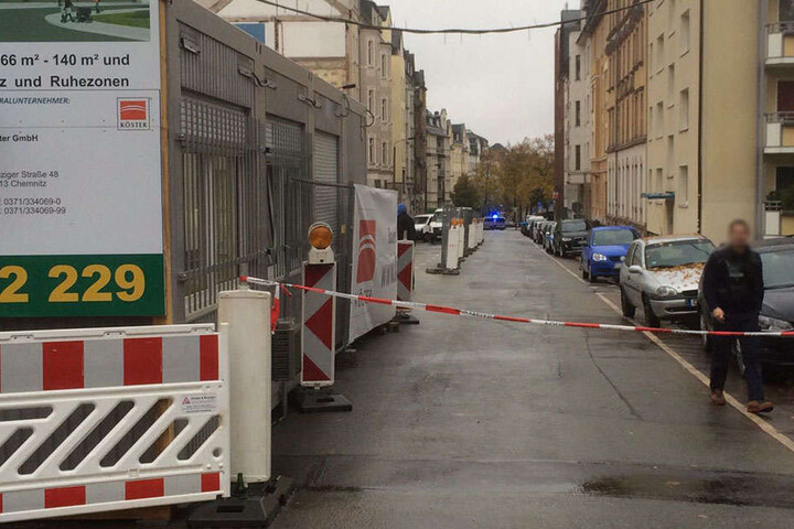 Die Absperrung auf der Hübschmannstraße.