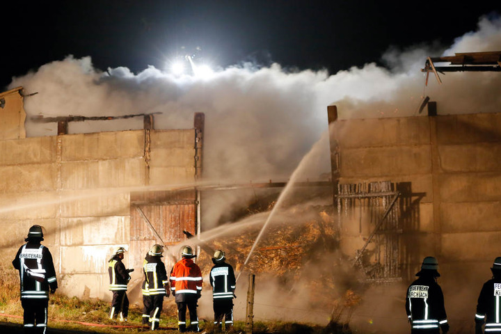 In der Nacht zum 1. Dezember 2014 waren sie als erste von insgesamt 80 Kameraden am Einsatzort, als in dem 900-Einwohner-Dorf eine Scheune abbrannte.