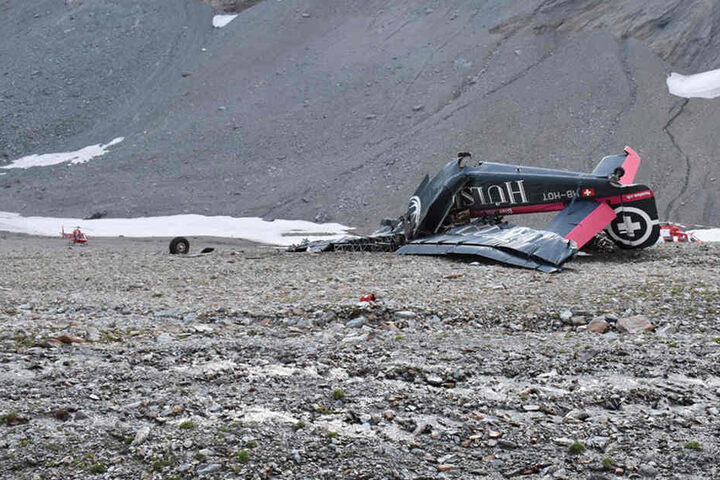 Die Junkers-Maschine Ju-52 war am Samstagnachmittag am Berg Piz Segnas in der Schweiz abgestürzt.