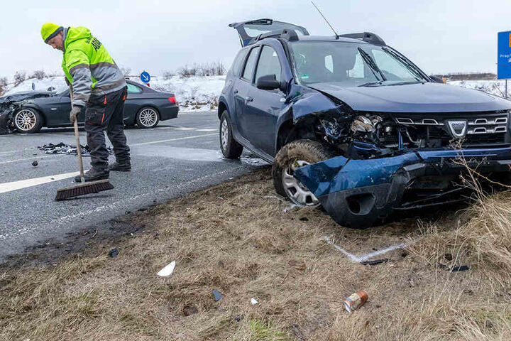 Beide Fahrer wurden verletzt.