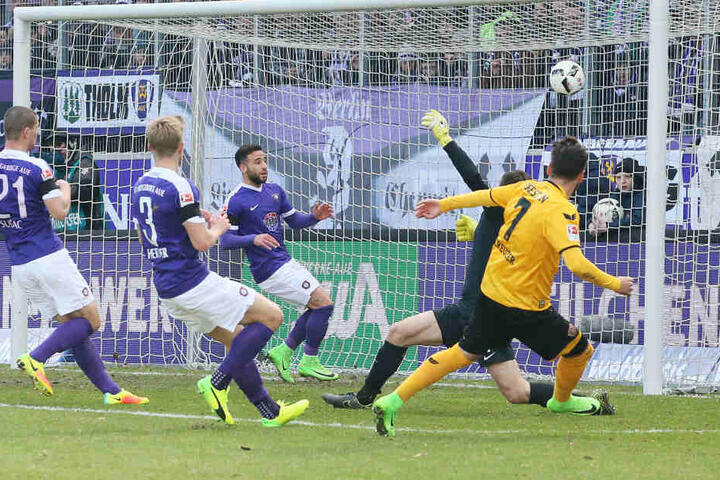 Ganze 12 Spiele hat Dynamo gegen Dauergegner Aue hinter sich.