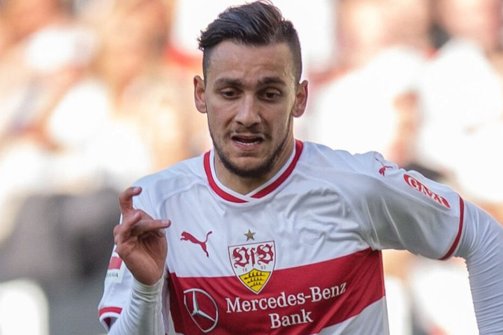 Stuttgarts Anastasios Donis auf dem Spielfeld.