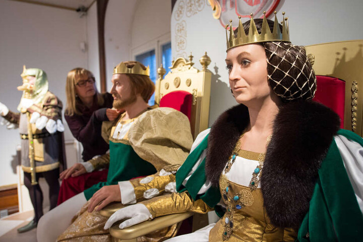 Das Elternpaar des Prinzen in der Ausstellung.
