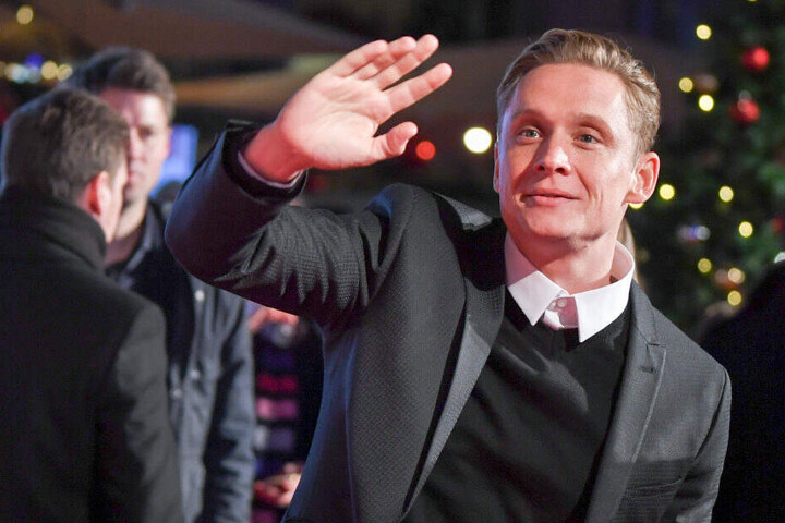 Im CineStar am Potsdamer Platz werden zahlreiche Premieren gefeiert. Hier zu sehen: Matthias Schweighöfer bei der Premier seines Films "100 Dinge".