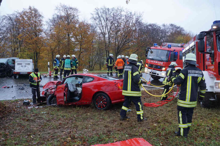 23 Feuerwehrleute waren im Einsatz.