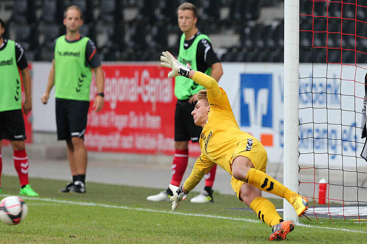 Kevin Broll gilt als Elfmeterkiller, wie auch der FSV Zwickau schon schmerzlich erfahren musste.