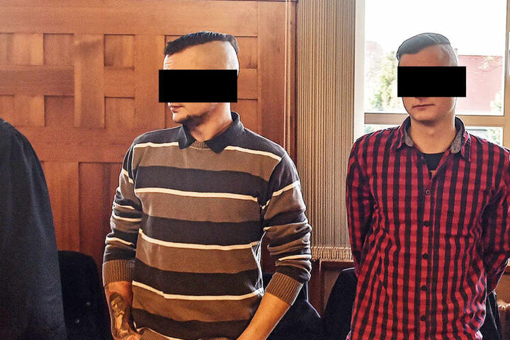 Michael H. (rechts, neben seinem Bruder Maik H.) muss für drei Jahre hinter Gitter.