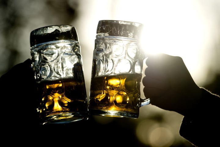 Bier und ein Vier-Gänge-Menü erwarten Dich am Sonntagabend in Detmold.