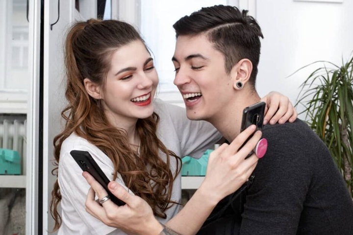 Klaudia Giez arbeitet nicht nur mit Fotograf Filipe zusammen. Die beiden Social-Media-Stars sind ein Liebes-Paar.