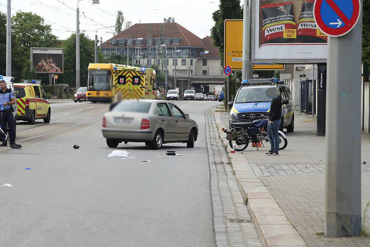Beim Zusammenstoß wurde der Krad-Fahrer verletzt.