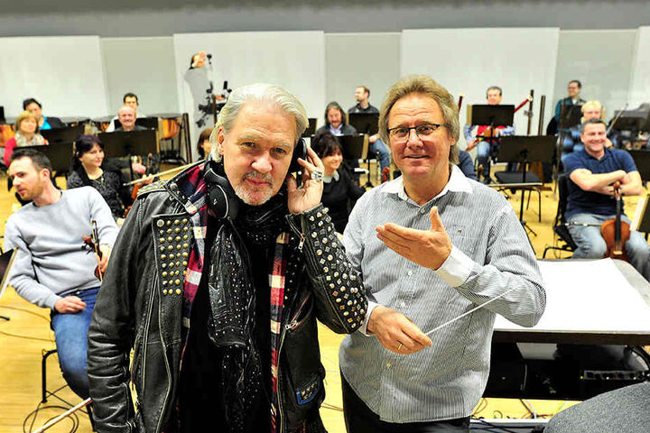 Stefan Fraas, Chef der Vogtland Philharmonie, ist begeistert.