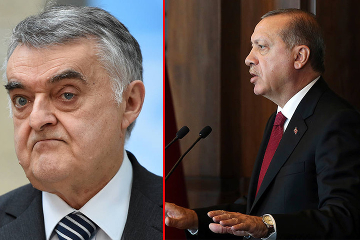 Links NRW-Innenminister Herbert Reul (CDU). Rechts der türkische Präsident Recep Tyyip Erdogan.