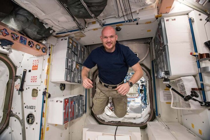 Kann auch anders: "Astro-Alex" versaute den Schülern den Tag.