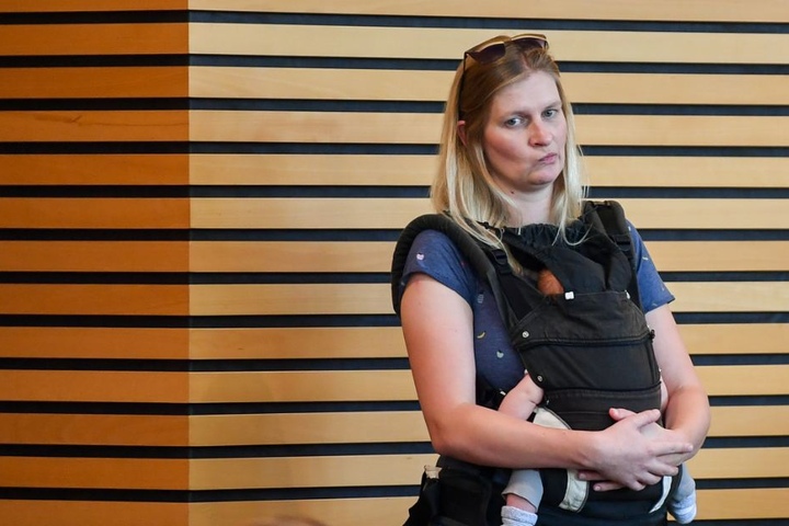 Die Grünen-Abgeordnete Madleine Henfling wurde im August mit ihrem Baby dem Plenarsaal verwiesen.