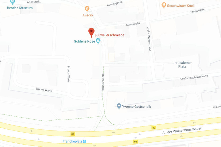 Das Juwelier- und Goldschmiedgeschäft in der Rannischen Straße wurde am Mittwochmorgen überfallen.