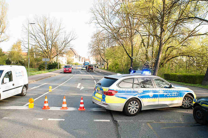 Die Otto-Brenner-Straße musste für die Zeit der Unfallaufnahme gesperrt werden.