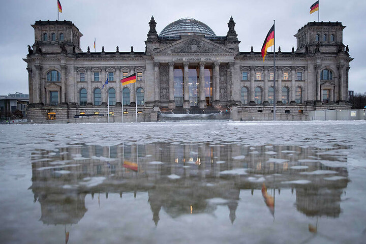 Die Chemnitzer Parteien schicken vor allem junge Politiker ins Rennen um einen Sitz im Bundestag.