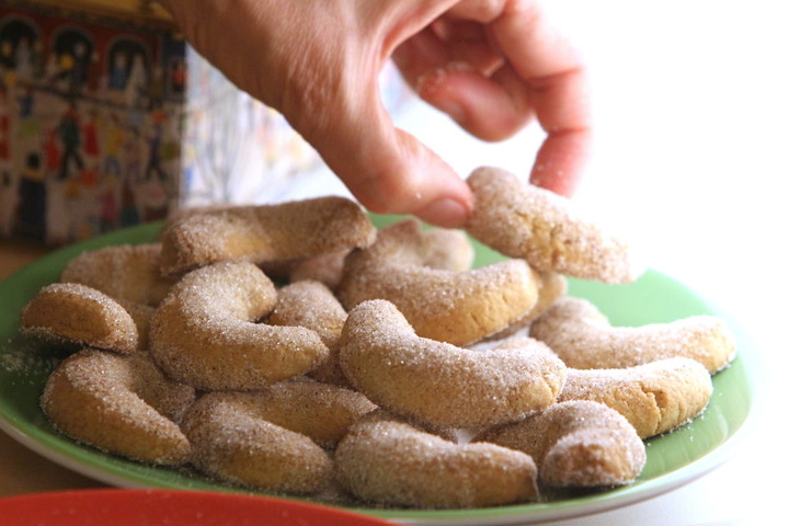 Selbstgebackener Kuchen und Plätzchen dürfen beim Wintermarkt natürlich nicht fehlen. (Symbolbild)