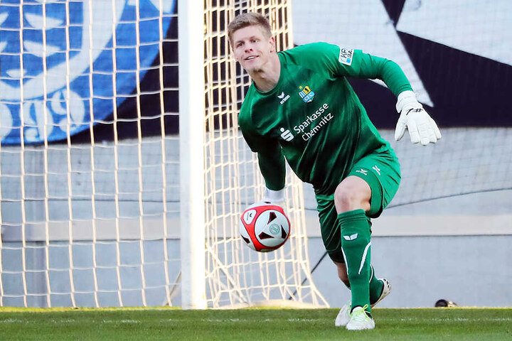 Jakub Jakubov durfte zurück ins CFC-Tor und hielt mit starken Paraden die drei Punkte gegen Hertha fest.
