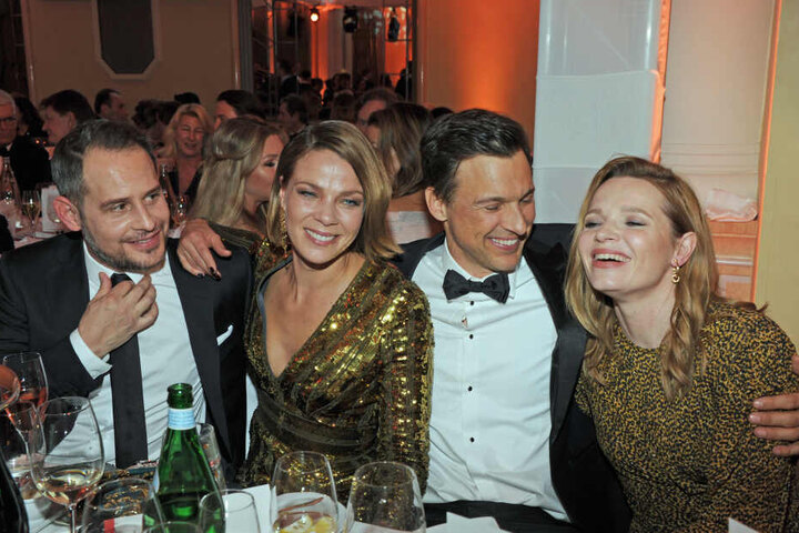 Schauspieler Moritz Bleibtreu, Jessica Schwarz, Florian David Fitz und Karoline Herfurth (v-l).