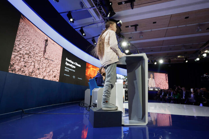 Greta Thunberg spricht in Davos vor einem einflussreichen Publikum.