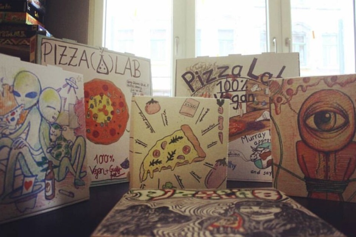 Wer Pizza und Kreatives mag, ist im Pizza Lab genau richtig.