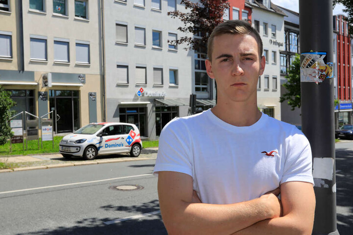 Patrick V. (19) machte als Fahrer bei "Domino’s" keine guten Erfahrungen.