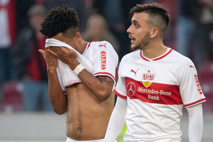 Niedergeschlagen trabten die VfB-Kicker vom Rasen. Unter Trainer Markus Weinzierl war es die elfte Niederlage im 16. Spiel.