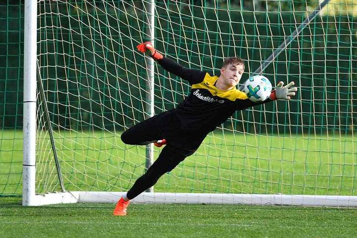 Mit Mika Schneider gibt es nach Markus Schubert den nächsten hoffnungsvollen Torwart aus der eigenen Jugend.