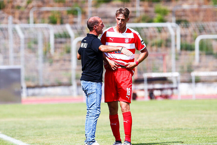 FSV-Coach Joe Enochs (l.) sucht Ersatz für Lion Lauberbach, der nach Kiel gewechselt ist.