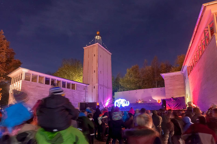 Der Lampionumzug zur Küchwaldbühne beginnt schon 17 Uhr.