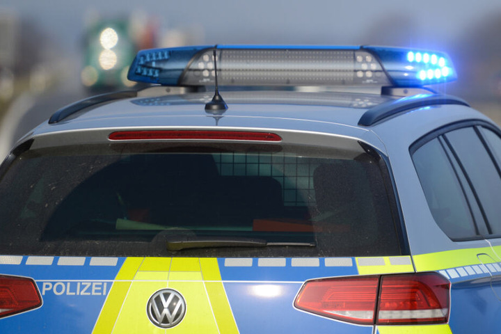 Die Polizei musste für Ordnung sorgen - tat dies auch mit Lautsprecherdurchsagen (Symbolbild).