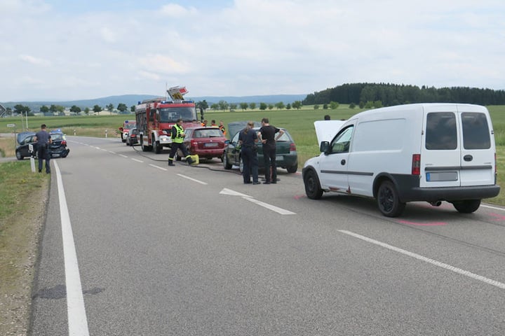 Acht Personen sollen verletzt sein, mindestens eine davon schwer.