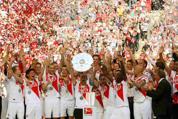 Der bislang letzte "Titel" des 1. FC Köln: Gewinn der Zweitliga-Meisterschaft 2014
