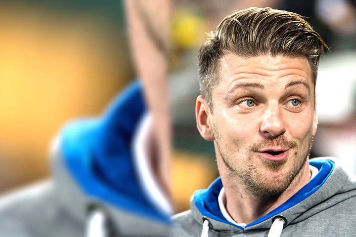 Wohl auch zur Freude von FCC-Trainer Lukas Kwasniok (37) kletterte Jena von den Abstiegsrängen weg.