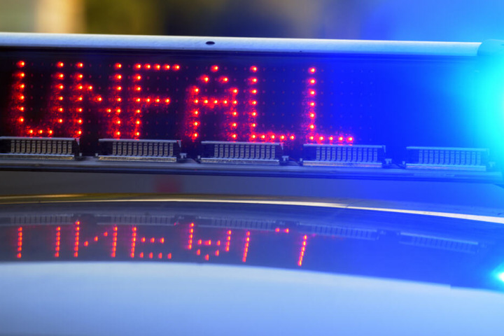 Der Unfall hatte sich gegen 20.30 Uhr ereignet. (Symbolbild)